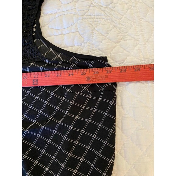 Maurice’s Blouse Plus size 3X Top Black Sleeveless Lace Neckline Vacation Cruise - Picture 9 of 11